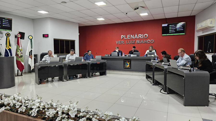 Câmara de São Ludgero aprova requerimento sobre diárias de secretários, recebe novos projetos e divulga nota de repúdio