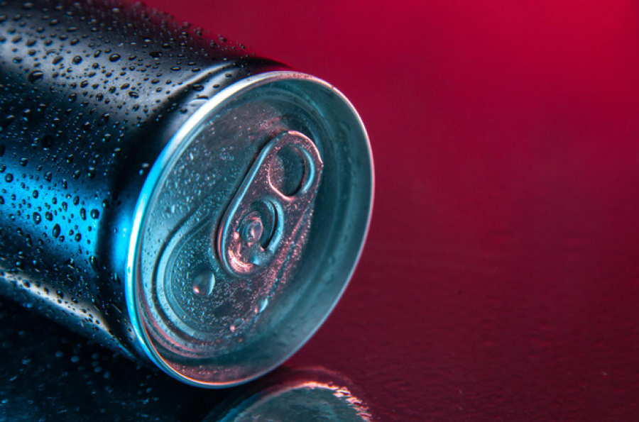 Energético é proibido de vender bebida similar à concorrente por violar identidade visual