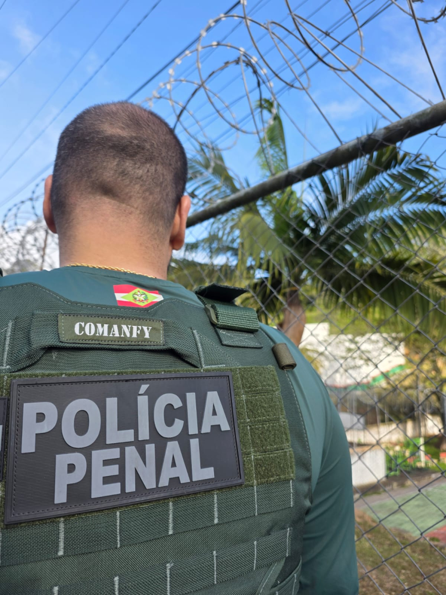 Operação “Linha Oculta” investiga esquema de ingresso de ilícitos em unidade prisional