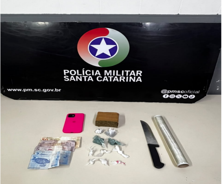 Três pessoas são presas por tráfico de drogas no bairro Pindotiba, em Orleans